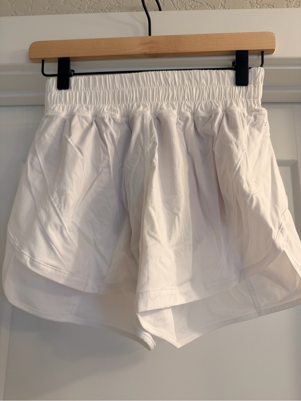 Lululemon White Track That Shorts NWOT